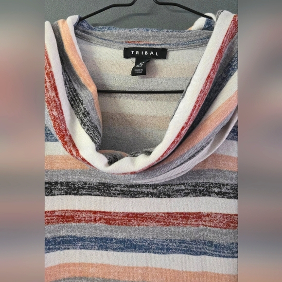 Med Ladies Cowl Neck Long Top By Tribal - Picture 3 of 4